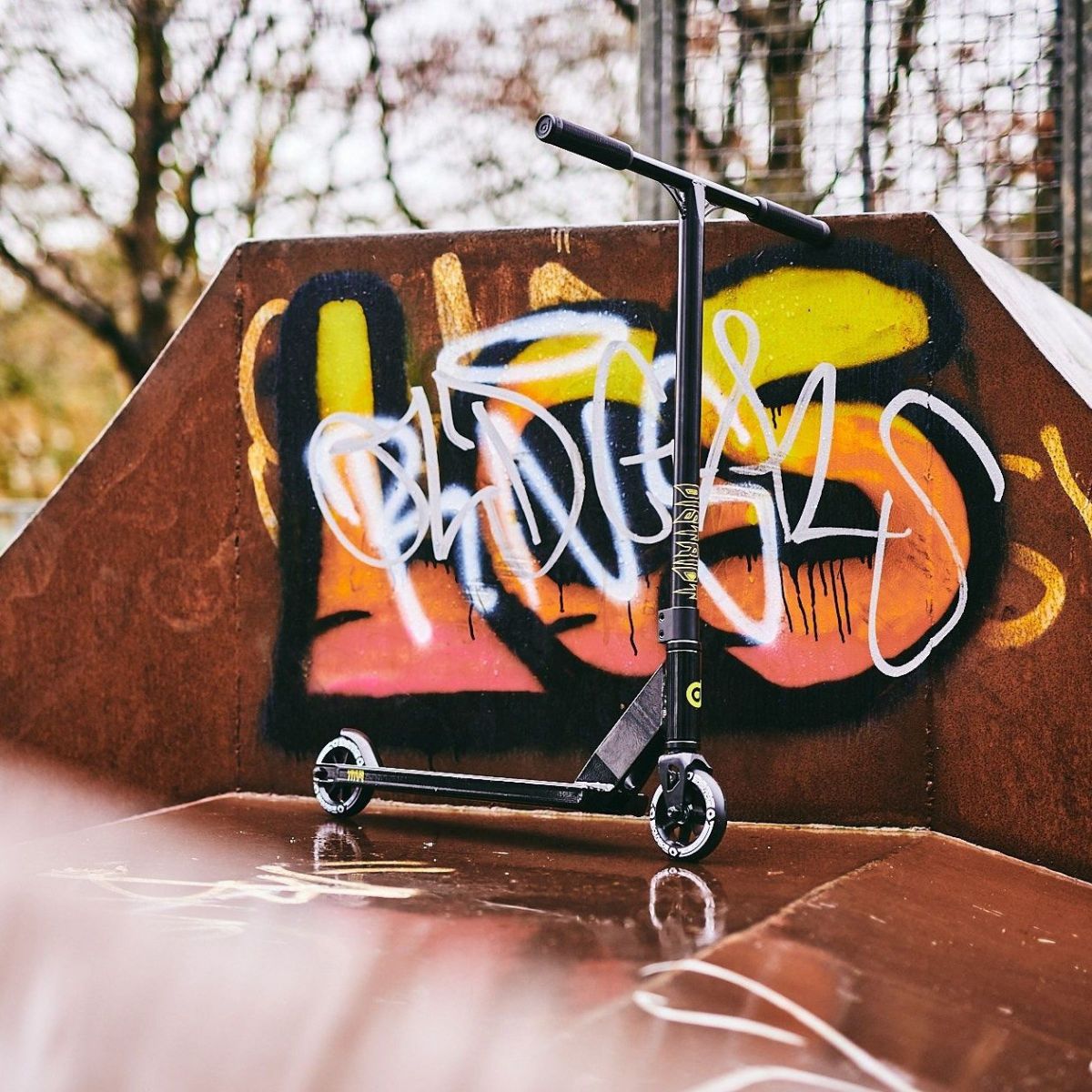 Трюковий самокат District Titus Complete Scooter (Black)