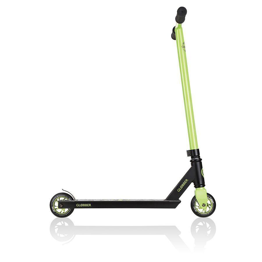 Трюковой самокат Globber Stunt GS 360 (зеленый)