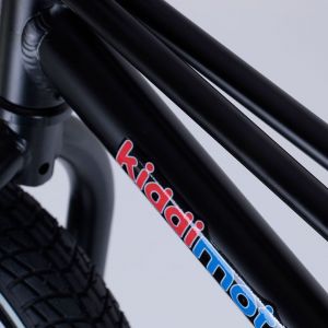 Беговел 12" Kiddimoto Mountain (матовый черный)