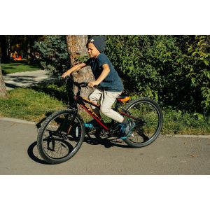 Велосипед 24" Pride Lanny 7 белый/бирюзовый/малиновый 2018
