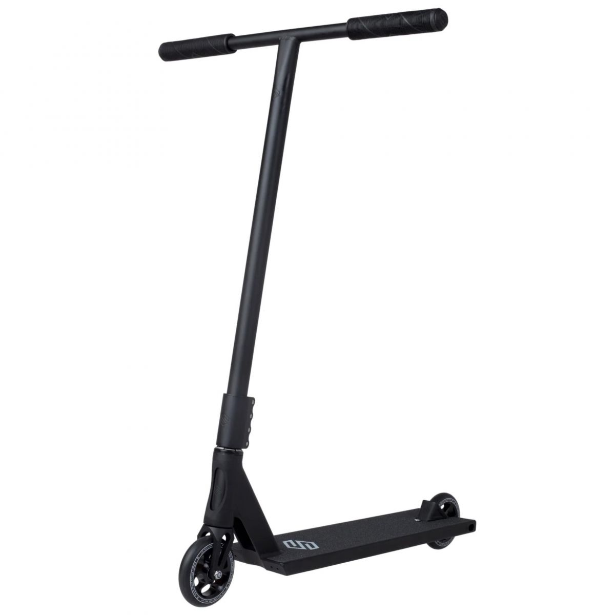 Трюковой самокат Striker Gravis Pro Scooter (Black - L size)
