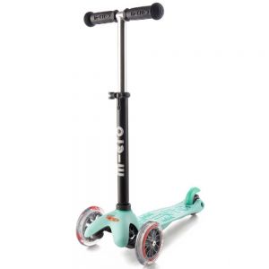 Беговел-самокат Micro Mini2Go Mint Deluxe Plus (мятный)