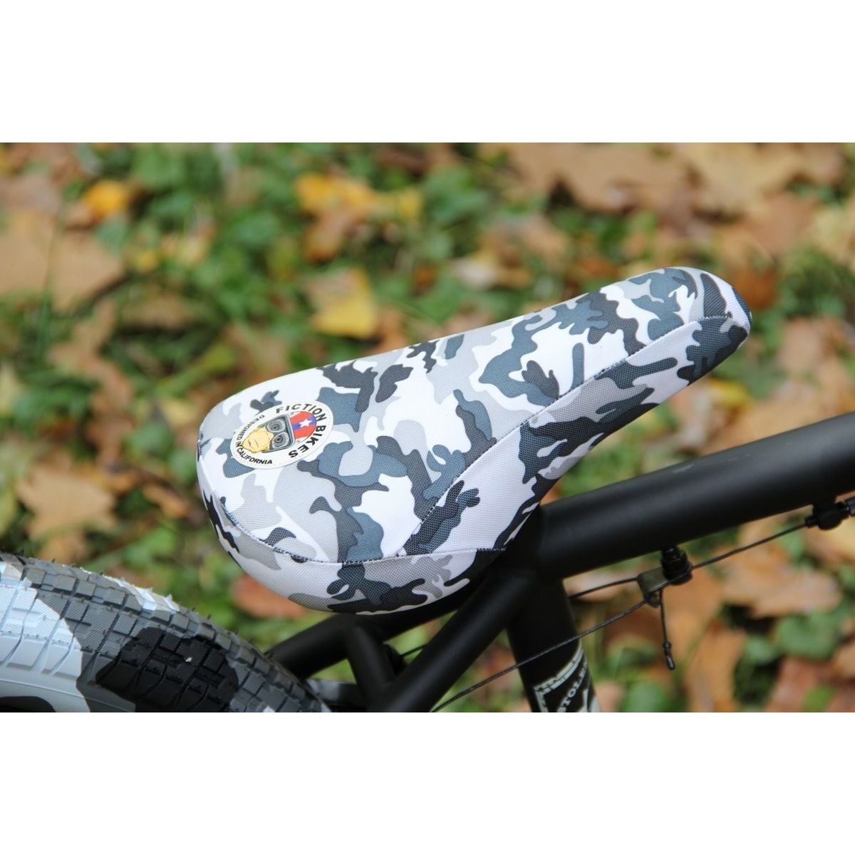 Велосипеди Stolen X Fiction 20" 2019 BMX Freestyle Bike (urban Camo)